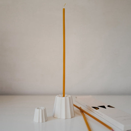 BIG PORCELAIN CANDLE HOLDER, MATTE WHITEhannahundisaOvo Things