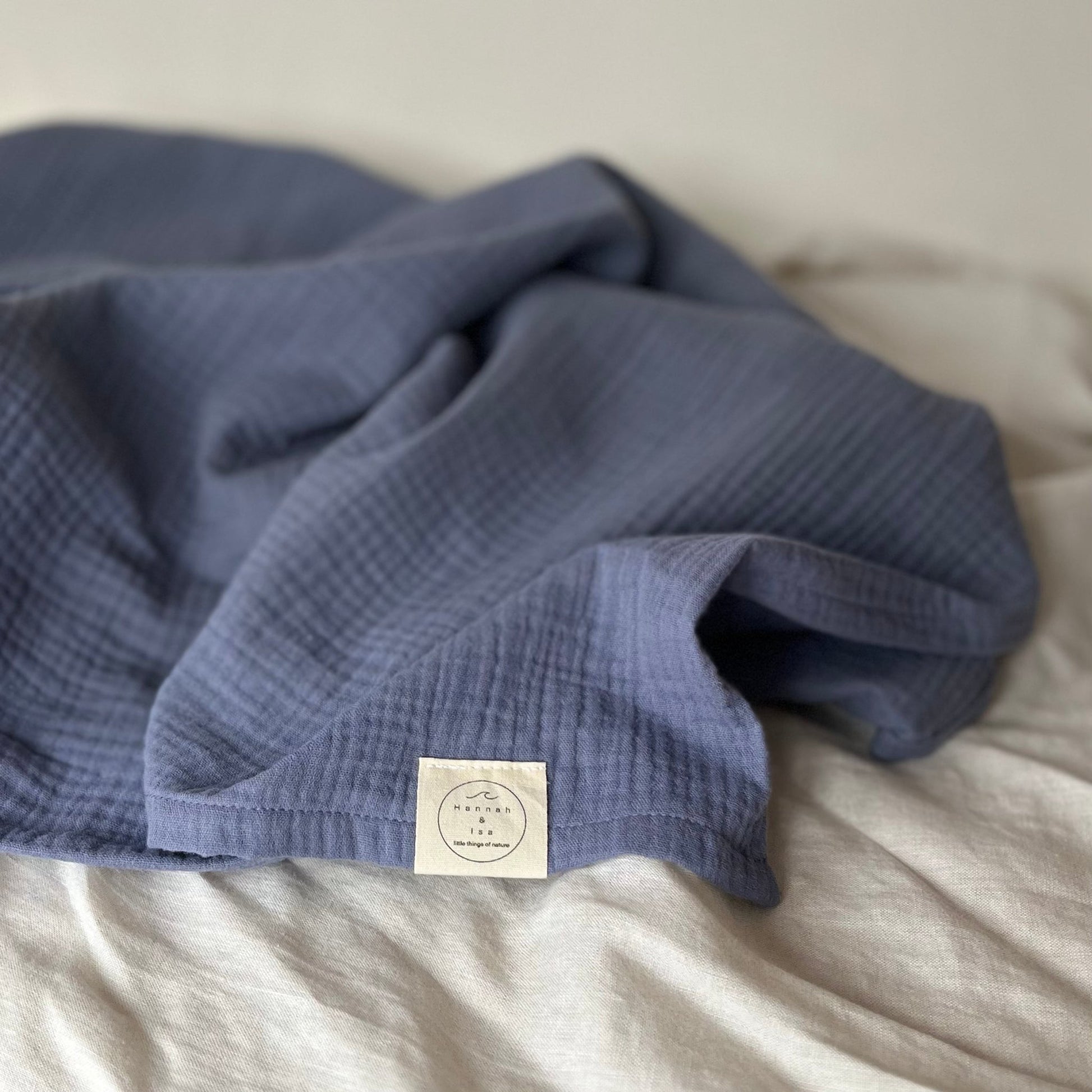 LITTLE THINGS OF NATURE - SWADDLE, DUSTY BLUEcamiro shop & studioHannah & Isa