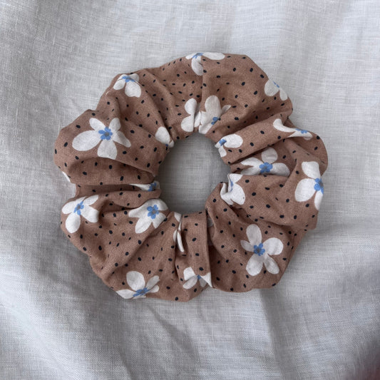 SCRUNCHIE - FLORAL, BEIGEcamiro shop & studioHannah & Isa